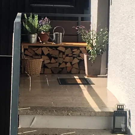 Grosszuegige Individuelle Am Starnberger *