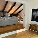 Grosszuegige Individuelle Am Starnberger Apartment *
