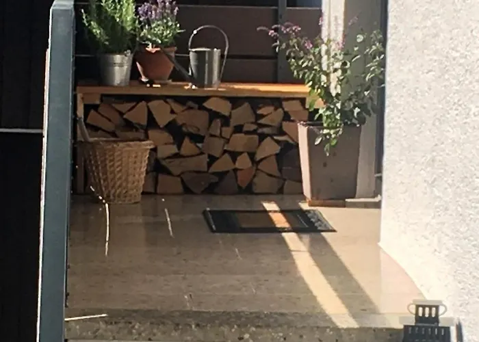 Grosszuegige Individuelle Am Starnberger *